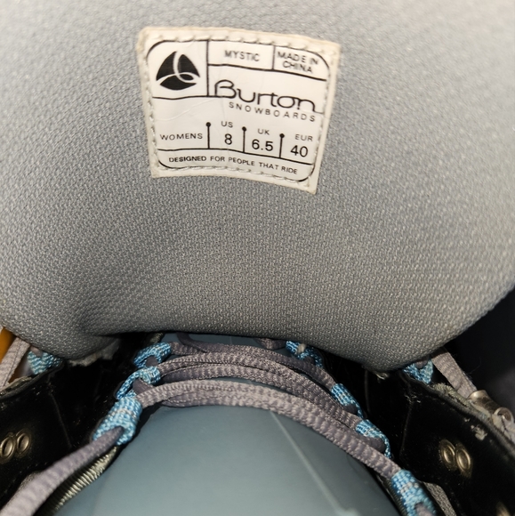 Burton snowboard boots - Picture 9 of 13